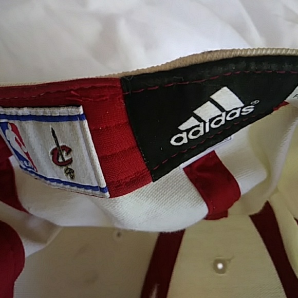 Cleveland Cavalierscap $28 SZ 1 size +FREE  Gift - Picture 3 of 8